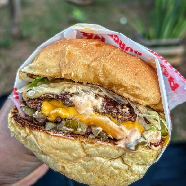 Hambúrguer Delivery em Juiz de Fora: Na Praça (Foto: reprodução Instagram)