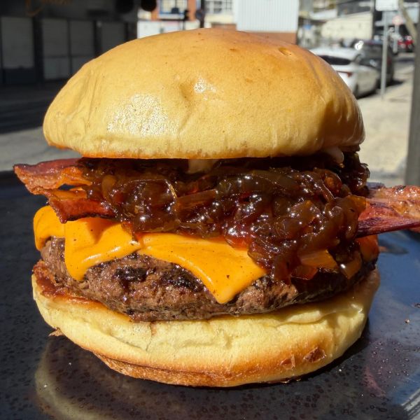 Hambúrguer Delivery em Juiz de Fora: Pede um Fred (Foto: reprodução Instagram)