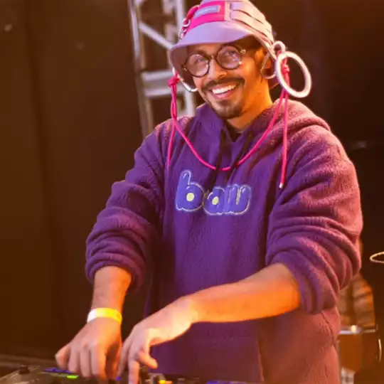 Baile do Chá da Alice @ Rocket Pub