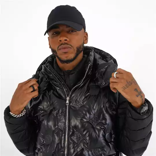 Super Calourada com DJ Rennan da Penha em JF @ Cultural Bar