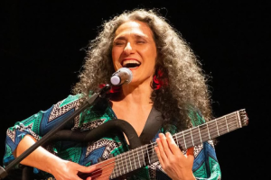 Badi Assad em Juiz de Fora @ Teatro Solar e Escola Pró- Música