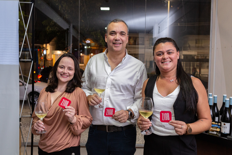 [FOTOS] Degustação de Vinhos no Bahamas São Vicente