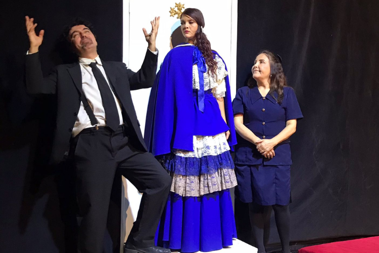 Espetáculo “Entre 4 Paredes” @ Teatro Paschoal Carlos Magno
