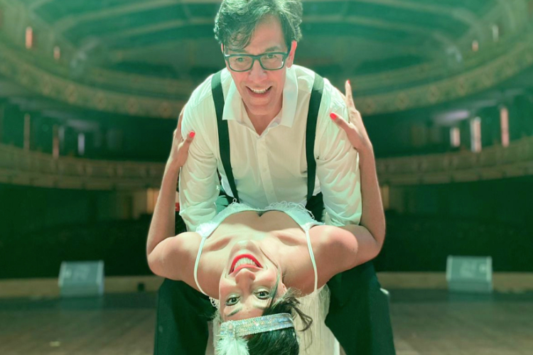 [DANÇA/CPTD] Pés de Valsa danças de salão em cena @ Teatro Paschoal Carlos Magno