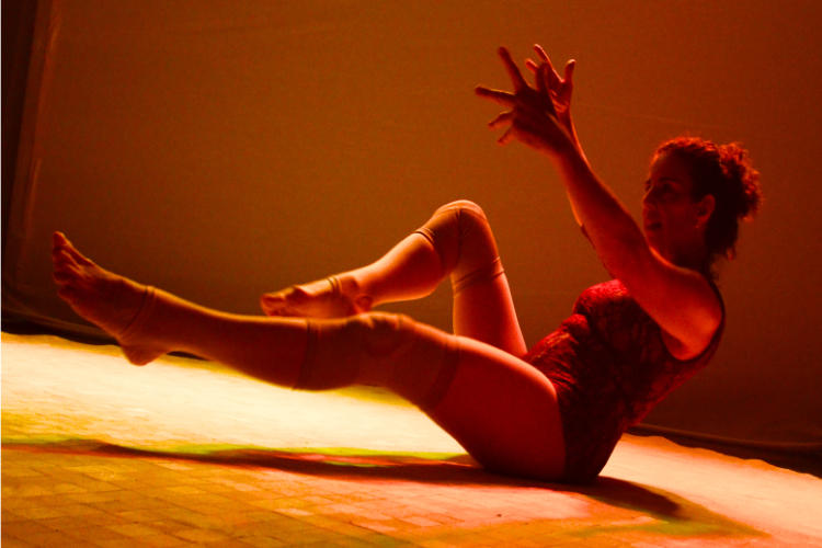[DANÇA/CPTD] IM/PER-FEIÇÕES @ Teatro Paschoal Carlos Magno